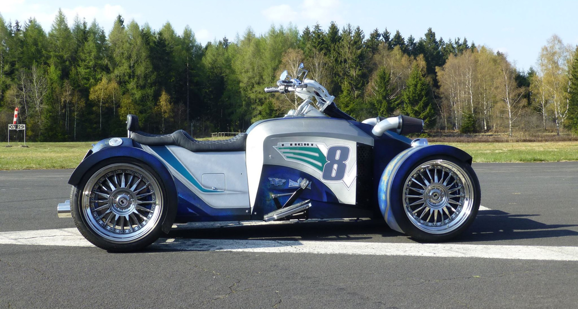 T - Eight